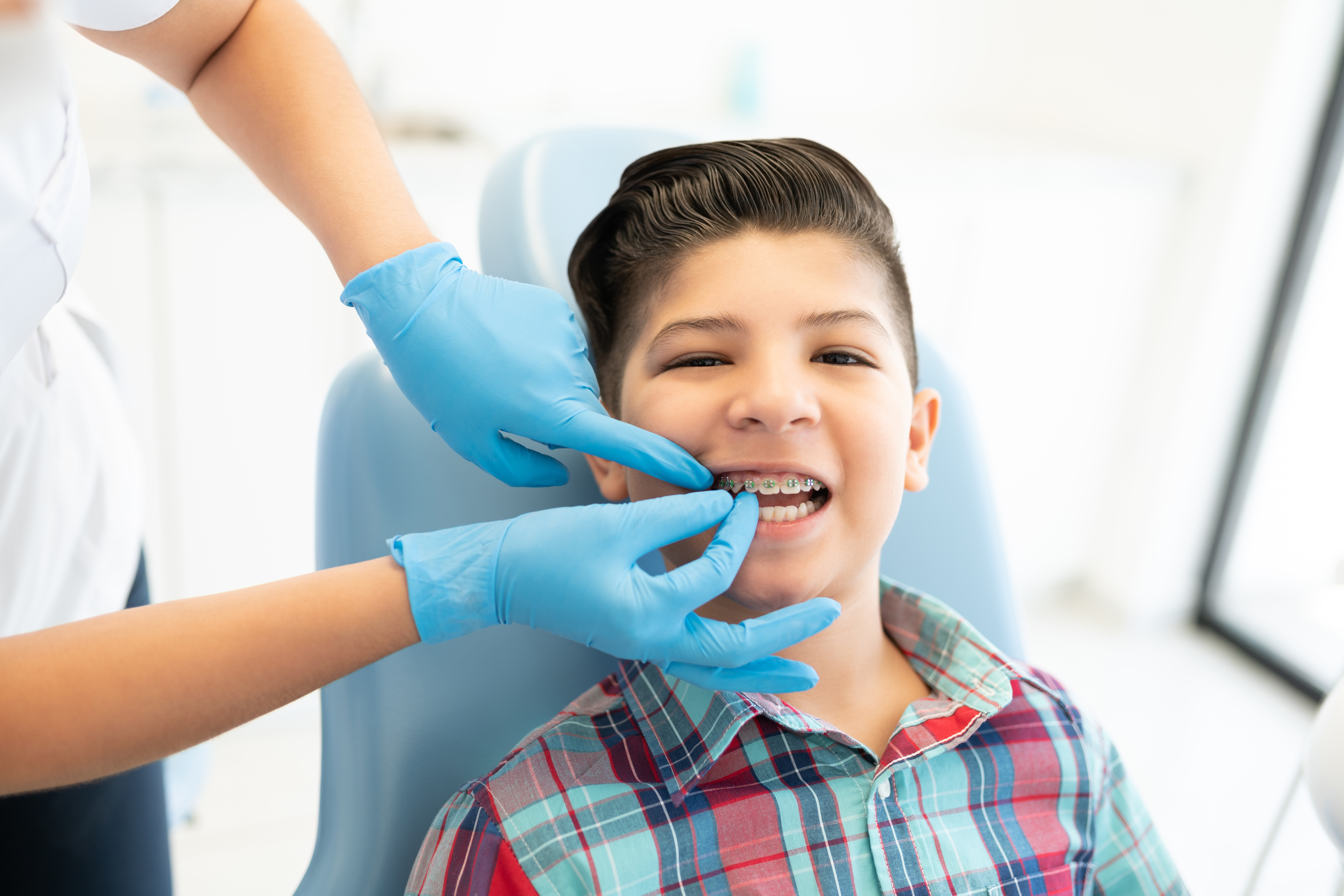 Why Do My Teeth Feel Loose During Orthodontic Treatment?